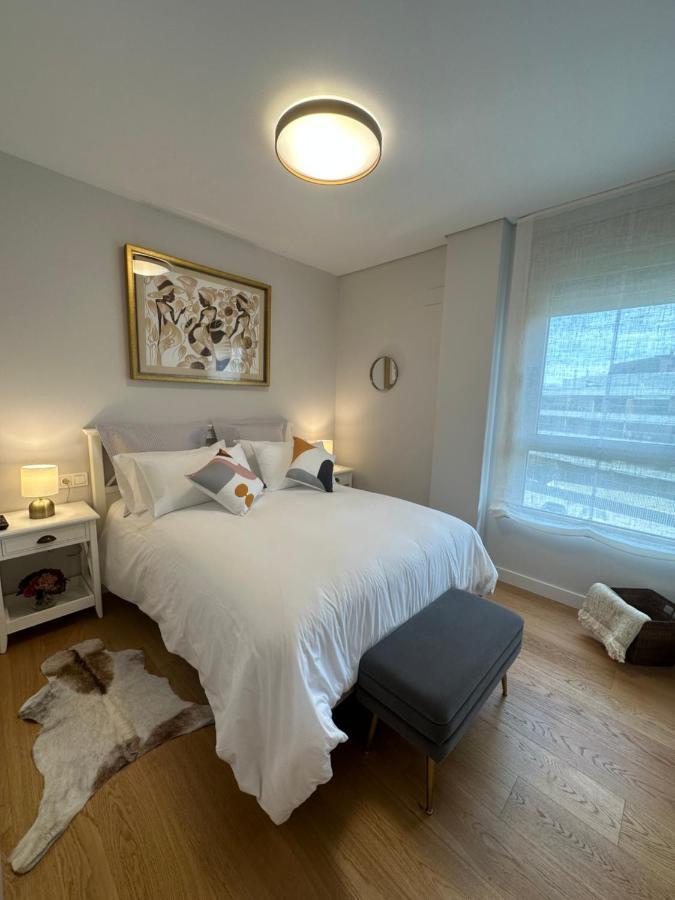 A Estrenar Amplio Con Piscina Y Parking Apartment Getxo Ngoại thất bức ảnh