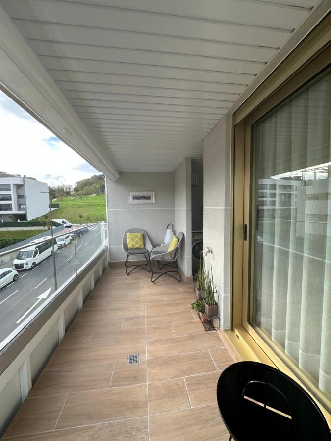 A Estrenar Amplio Con Piscina Y Parking Apartment Getxo Ngoại thất bức ảnh